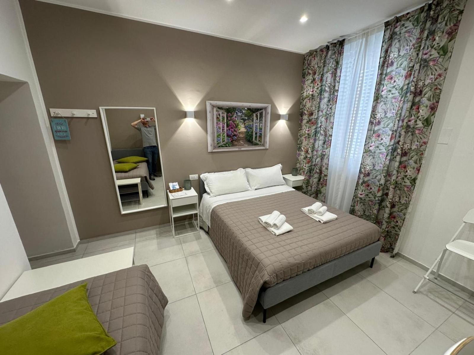 Di Passaggio Hotel Bari Kültér fotó